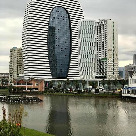 Alliance Palace Georgia Batumi Esterno foto