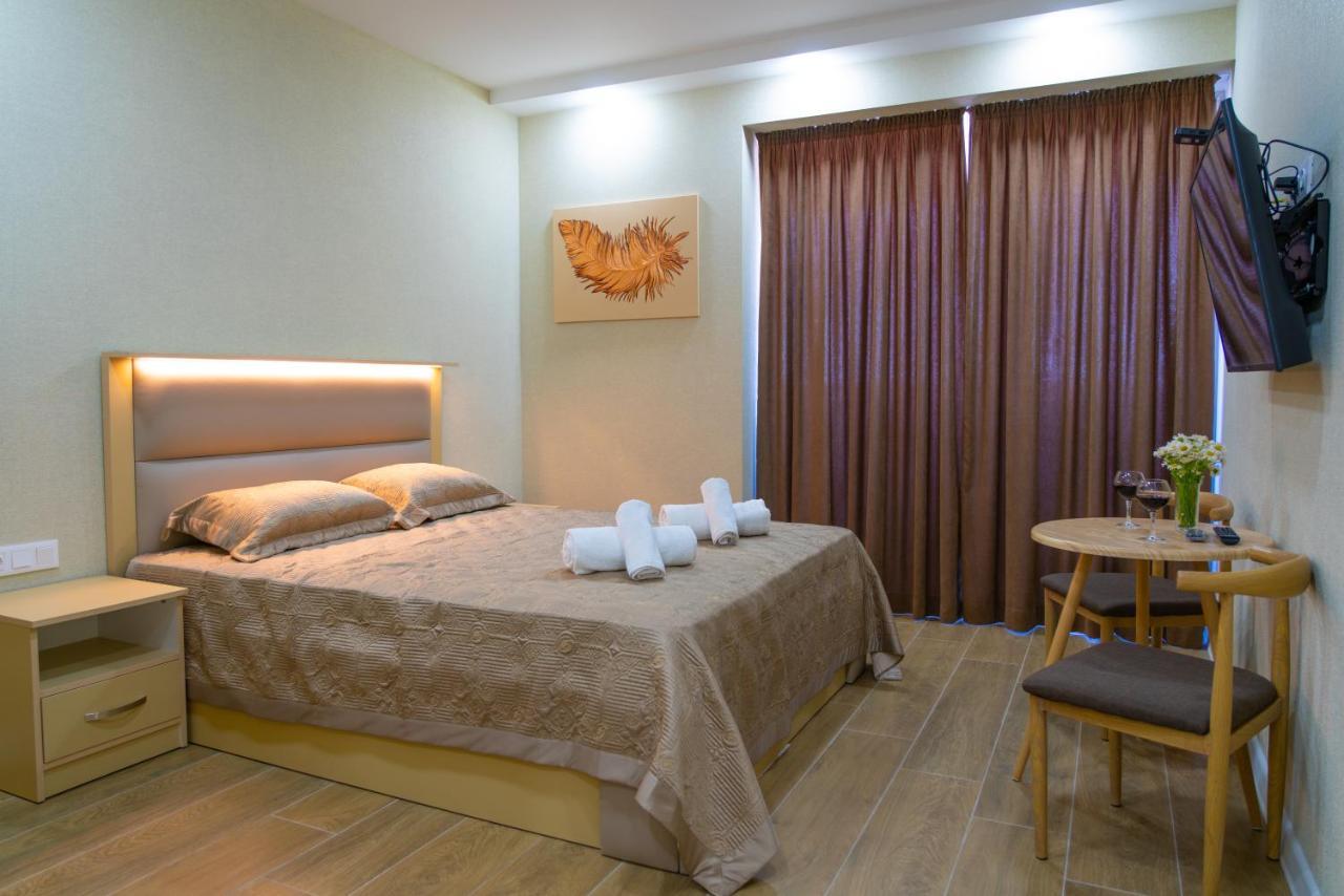 Alliance Palace Georgia Batumi Esterno foto