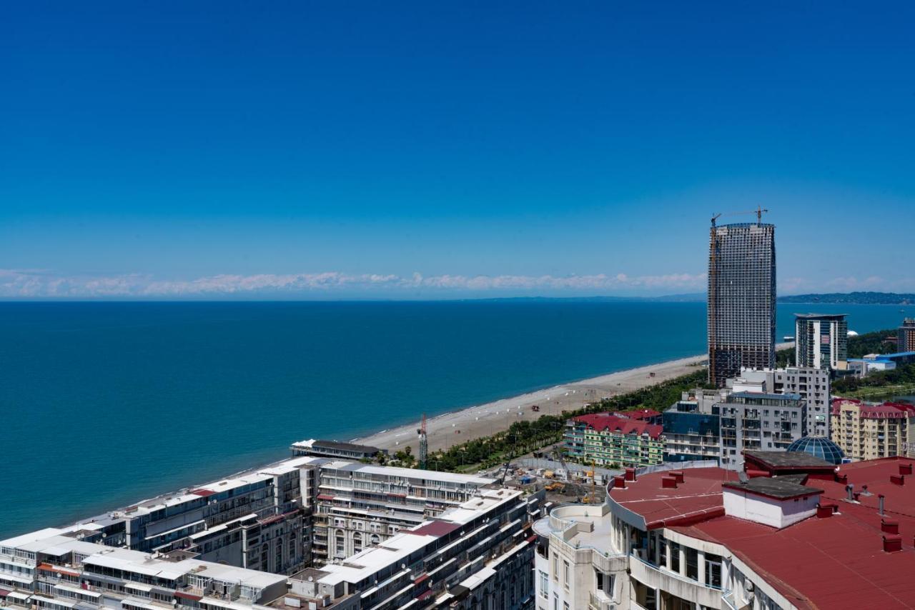 Alliance Palace Georgia Batumi Esterno foto
