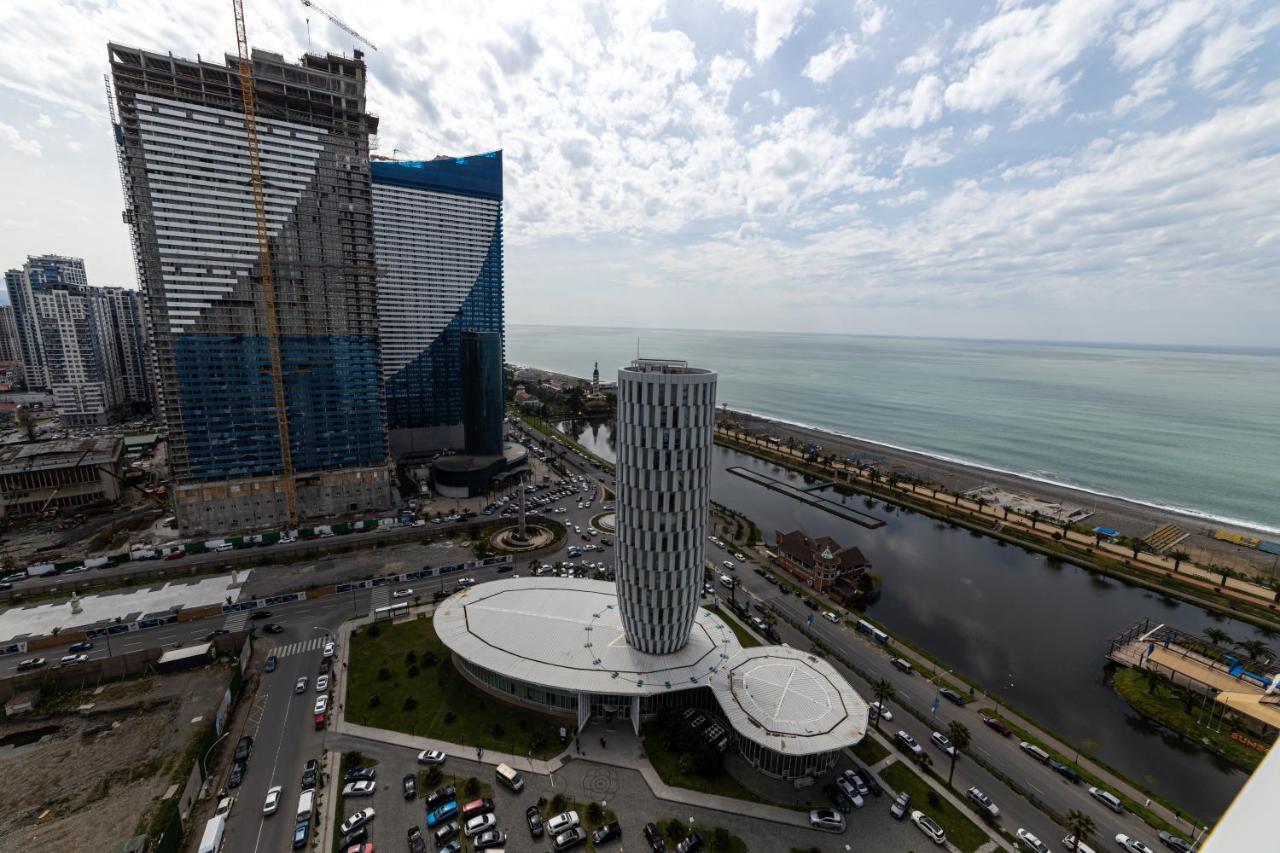 Alliance Palace Georgia Batumi Esterno foto